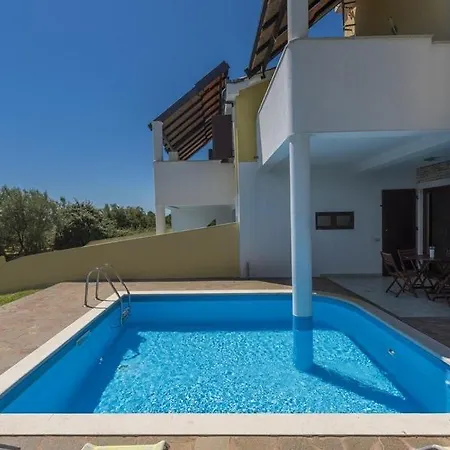 Rosie Novigrad (Istria)