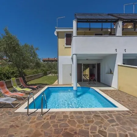 Villa Rosie